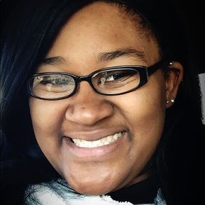 Meet your Posher, Tiffany